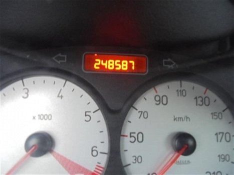 Peugeot 206 - 1.4 Génération 206 1.4 benzine inruil koopje - 1