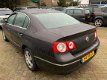 Volkswagen Passat - 2.0 TDI Comfortline - 1 - Thumbnail