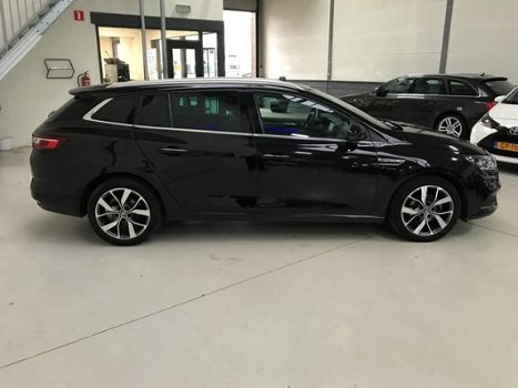 Renault Mégane Estate - 1.2 TCe Bose PDC V+A / NAVI / BOSE /ECC / LMV / LED / KEYLES - 1