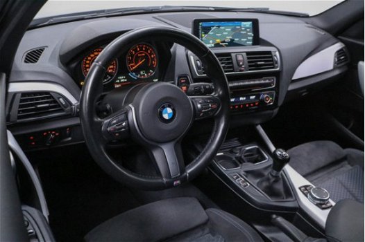 BMW 1-serie - 118i M Sport Cruise Control Navigatie Climate Control Parkeersensoren achter Licht met - 1