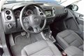 Volkswagen Tiguan - 1.4 TSI CUP DSG navi xenon pano aut inparkeren - 1 - Thumbnail