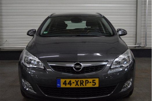 Opel Astra Sports Tourer - 1.4 Turbo Sport +NAVI/PDC - 1