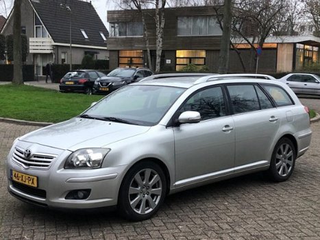 Toyota Avensis Wagon - 2.0 VVTi Luna Business 2007 Trekhaak Navigatie Cruise control Nap - 1