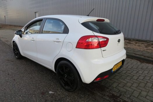 Kia Rio - 1.2 CVVT ComfortLine 5Drs /Navi/Airco/Bluetooth/NAP/7jaar garantie - 1