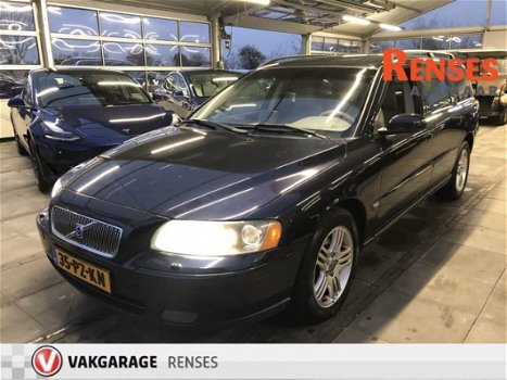 Volvo V70 - 2.4 D5 Summum - 1