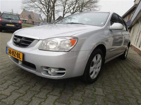 Kia Cerato - 2.0 EX Automaat - 1