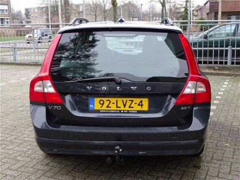 Volvo V70 - 2.0T MOMENTUM LEER/NAVI - 1