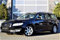 Volvo V70 - V70 2.4 D5 215PK SUMMUM ORG. NL LEDER NAVI SCH.DAK - 1 - Thumbnail