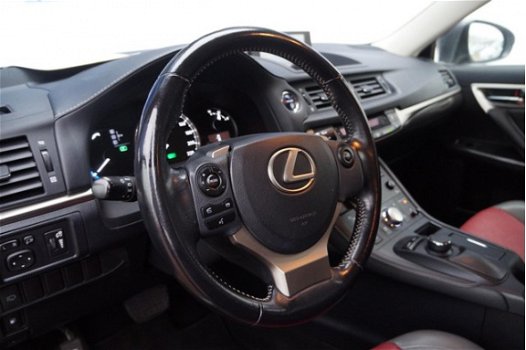 Lexus CT 200h - 25th Edition Xenon+Volleder+Navi+Camera+17'=DECEMBER 2015 - 1