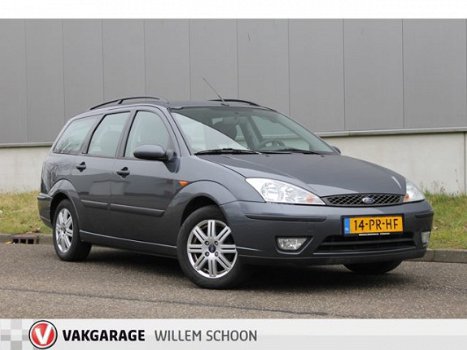 Ford Focus Wagon - 1.6-16V Futura - 1