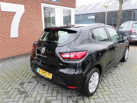 Renault Clio - 0.9 TCe Expression , Navigatie , APK 08-2021 - 1