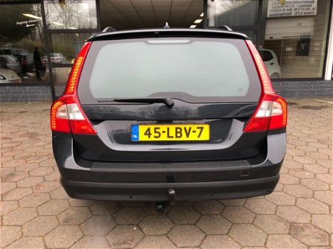 Volvo V70 - 2.0D Limited Edition Airco, Navigatie, half leder/stof - 1