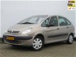 Citroën Xsara Picasso - 1.8i-16V Différence 2 - 1 - Thumbnail