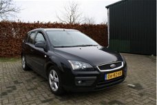 Ford Focus Wagon - 1.6-16V Futura EURO 4