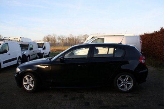 BMW 1-serie - 116i Business Line 5-DEURS - 1