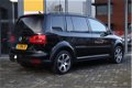 Volkswagen Touran - 1.4 TSi 140 Cross 7-persoons (NAVI/XENON/PDC/CAMERA/TREKHAAK) - 1 - Thumbnail