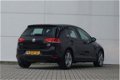 Volkswagen Golf - 1.2 TSI 105pk Trend Edition + 16'LMV + Climate Control - 1 - Thumbnail