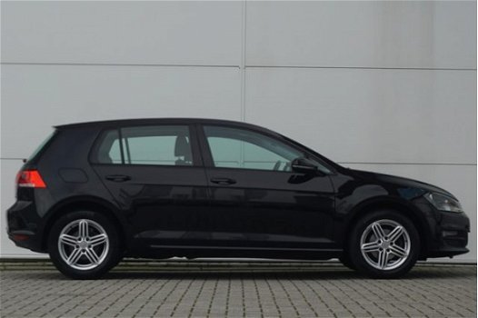 Volkswagen Golf - 1.2 TSI 105pk Trend Edition + 16'LMV + Climate Control - 1