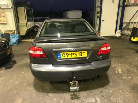 Volvo S40 - 2.0 Europa Info:0655357043 - 1