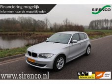 BMW 1-serie - 116i Business Line navigatie 5-deurs airco regen&lichtsensor 6-bak