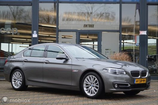 BMW 5-serie - 518d Luxury Edition Leer Automaat - 1