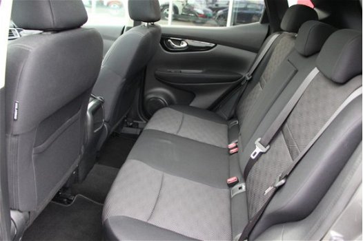 Nissan Qashqai - 1.2 Connect Edition *NAVIGATIE / PARKEERCAMERA / CLIMATE CONTROL - 1