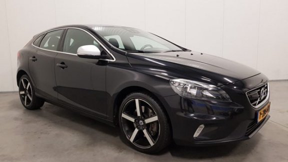 Volvo V40 - 2.0 D4 R-Design Business NAVI/ADAPTIVE-CRUISE/CLIMATIC/LMV - 1