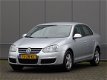 Volkswagen Jetta - 1.9 TDI Comfortline Business KEURIGE AUTO NAVIGATIE (bj2008) - 1 - Thumbnail