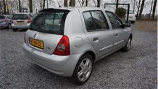 Renault Clio - 1.2-16V Drive 5deurs met airco 150dkm nw-apk zeer nette auto