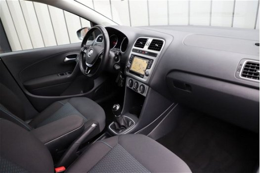 Volkswagen Polo - 1.4 TDI BlueMotion Airco Navigatie 5 Deurs 2015 - 1