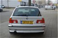 BMW 5-serie Touring - 523i Executive Automaat I Airco I 18