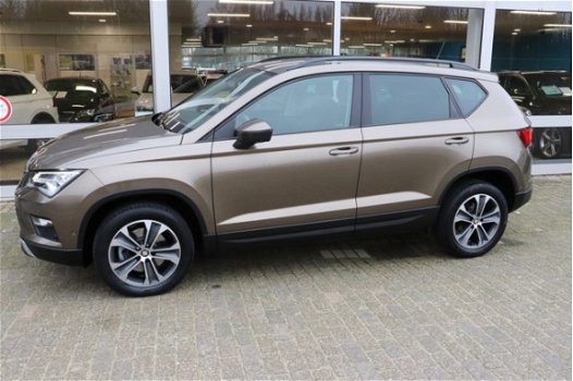 Seat Ateca - 1.0 EcoTSI Style , navigatie, dodehoek detectie - 1