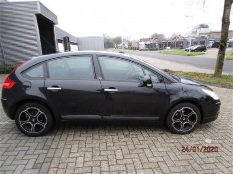 Citroën C4 - 2.0-16V Exclusive - 1