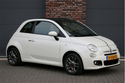 Fiat 500 C - 1.2 Lounge, Panoramadak, Parkeerhulp, Airco, Blue & Me, Etc - 1