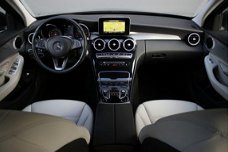 Mercedes-Benz C-klasse Estate - 180 CDI Ambition Aut7, Keyless-Go, Leder, Stoelverwarming, Navigatie