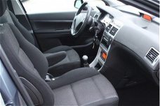 Peugeot 307 SW - 1.6-16V Premium (110pk) Pano-Dak/ Clima/ Cruise/ Elek.Pakket/ 15''LMV/ Multi-Stuur/