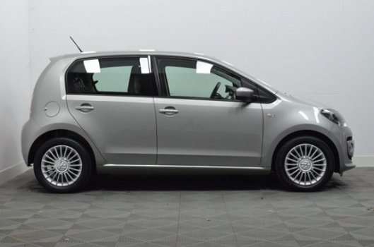 Volkswagen Up! - 1.0 60PK High Up - 1