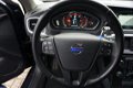 Volvo V40 - 2.0 D4 Kinetic Business | navigatie | dealer onderhouden | - 1 - Thumbnail