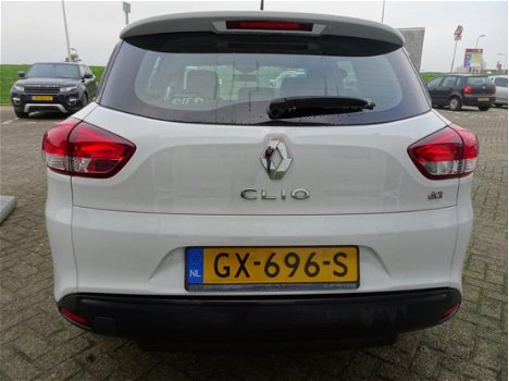 Renault Clio Estate - 1.5 dCi ECO Night&Day van 1ste Eigenaar en parkeersensoren en multimediascherm - 1