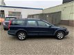 Volvo XC70 - 2.4 D5 Comfort Line Zondag’s open - 1 - Thumbnail