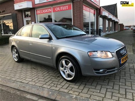 Audi A4 - 1.8 Turbo Pro Line Autmaat - 1