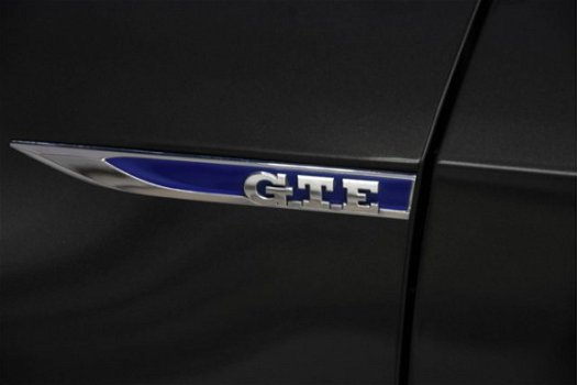 Volkswagen Golf - 1.4 TSI GTE Executive Aut. [ Led Navi Adaptive Cruise ] Ex BTW - 1