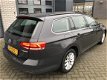 Volkswagen Passat Variant - 1.6 TDI Comfortline - 1 - Thumbnail