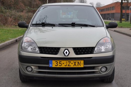 Renault Clio - 1.2-16V Expression STUURBEKR./ELEKTR. RAMEN/CENTRAAL NETJES - 1