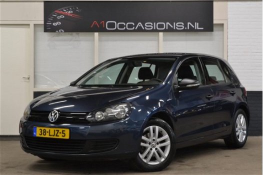 Volkswagen Golf - 1.6 TDI Trendline BlueMotion - 1