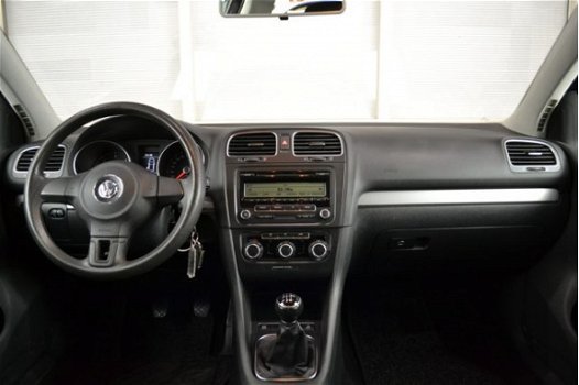 Volkswagen Golf - 1.6 TDI Trendline BlueMotion - 1