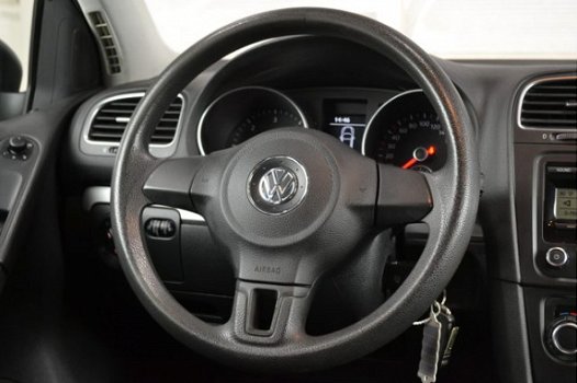 Volkswagen Golf - 1.6 TDI Trendline BlueMotion - 1