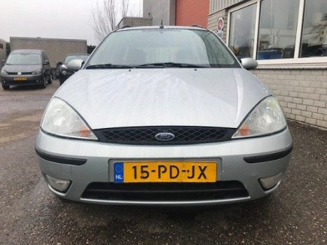 Ford Focus Wagon - 1.6 I AUT APK(Airco-Trekhaak-Leder) - 1