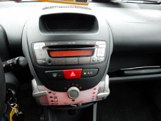 Toyota Aygo - 1.0 VVTi 5 DRS AIRCO + APK