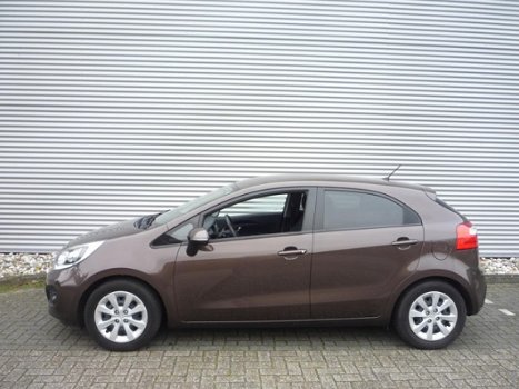 Kia Rio - 1.2 CVVT (85Pk) Comfort Pack Airco - 1